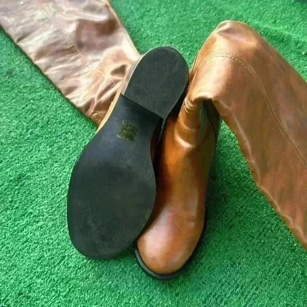 Jeffrey Campbell